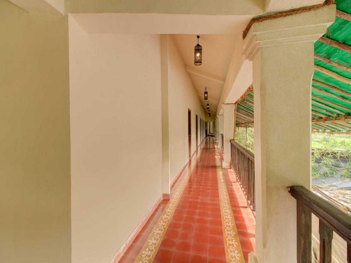 Hotel Capital O 36727 Plush Retreat Dive Exterior foto
